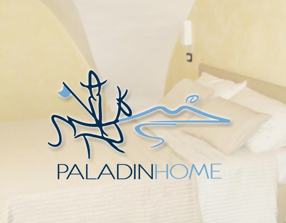 Paladin Home Naples Extérieur photo